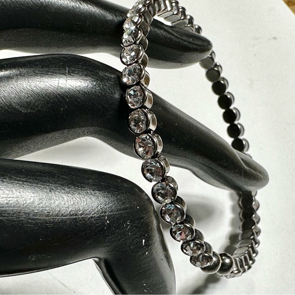 Clear Rhinestones & Gunmetal Gray Sparkly Bracelet Open End Expansion - Picture 6 of 6